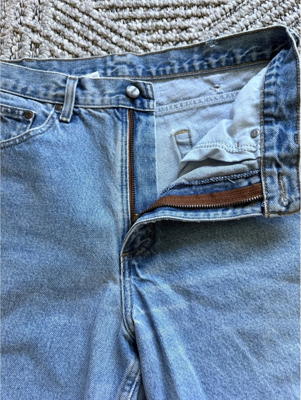 Men’s Carhartt B17 Darkstone size 33 shorts